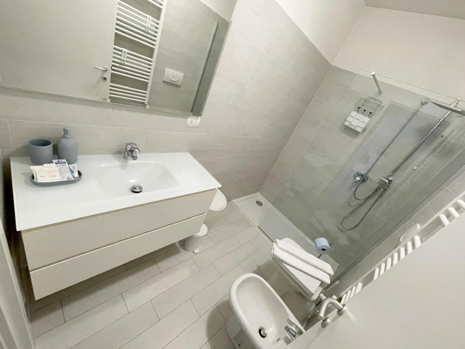 Torakiki'S Home Linate Airport M2 Lambrate ミラノ エクステリア 写真