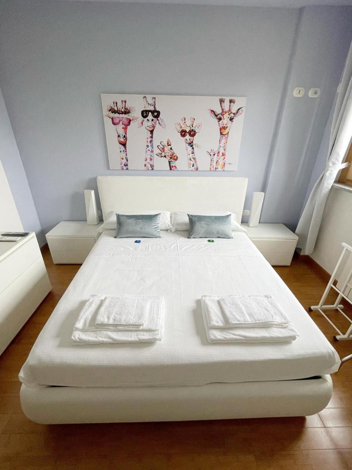 Torakiki'S Home Linate Airport M2 Lambrate ミラノ エクステリア 写真
